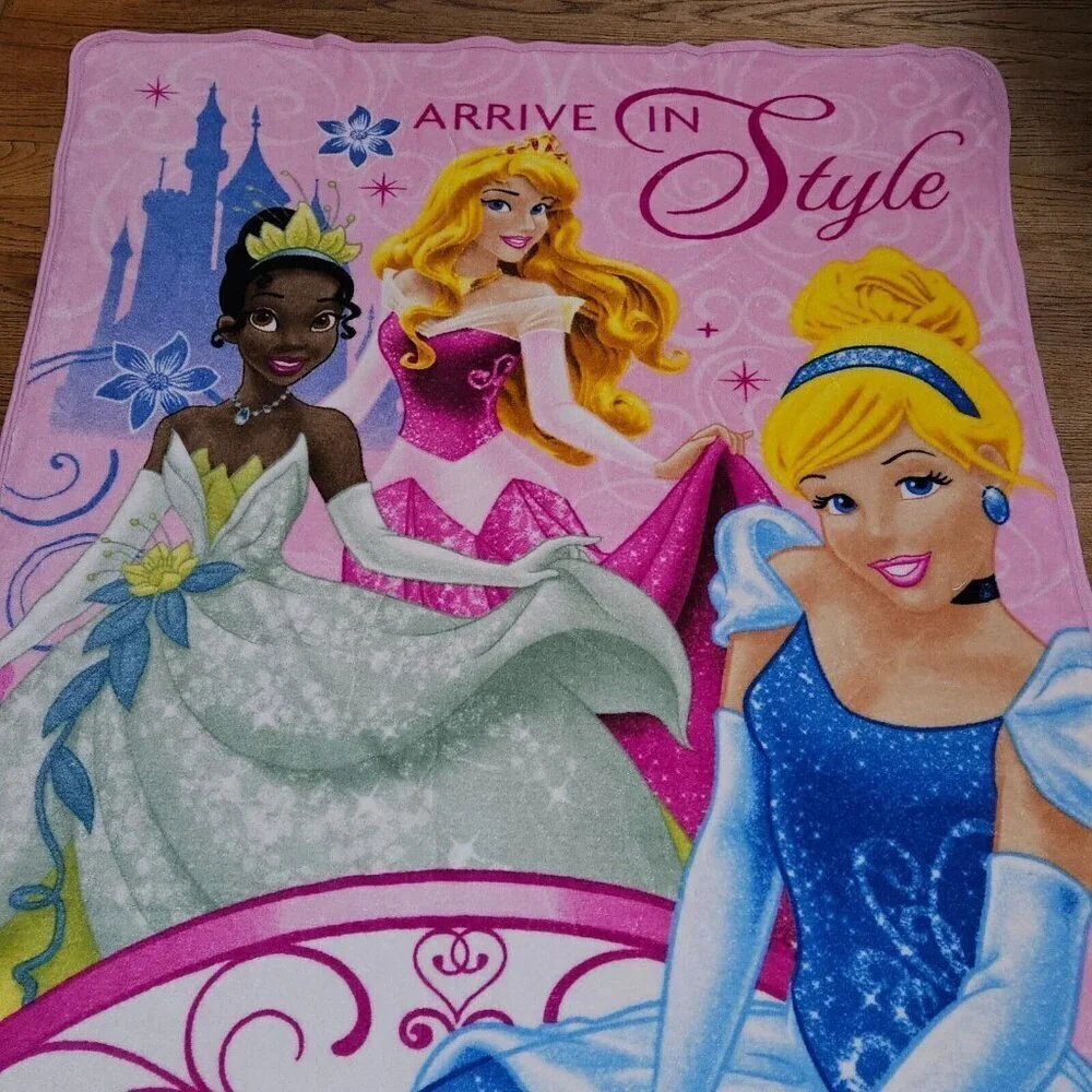 Disney Princess Pink Fleece Blanket Cinderella Tiana Aurora Arrive In Style NW